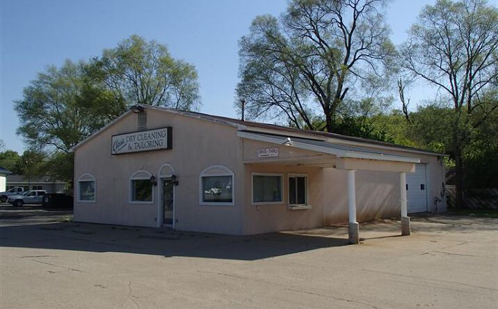1590 Capital Avenue NE, Battle Creek