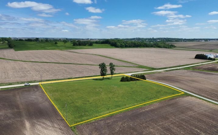 898 Henik Road, Mount Vernon