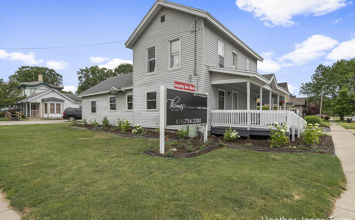 200 W Washington Street, Greenville
