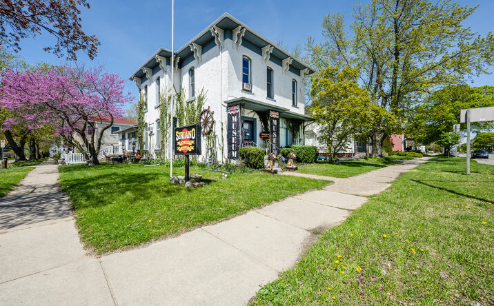 922 Main Street, St. Joseph