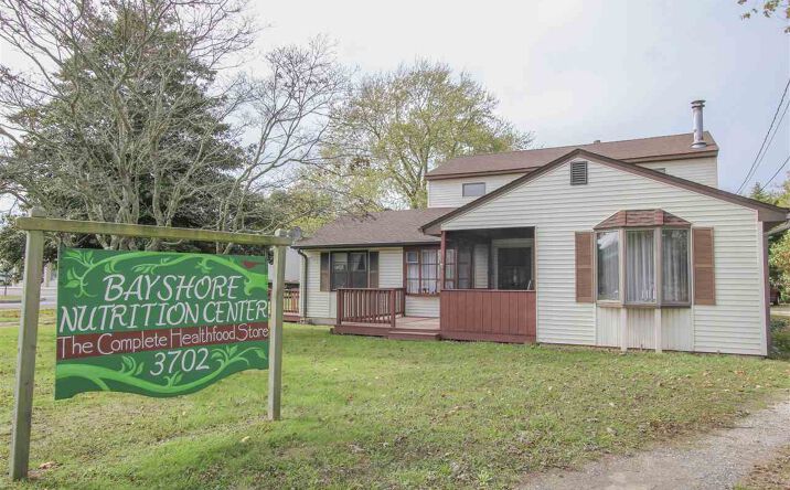 3702 Bayshore Road, North Cape May