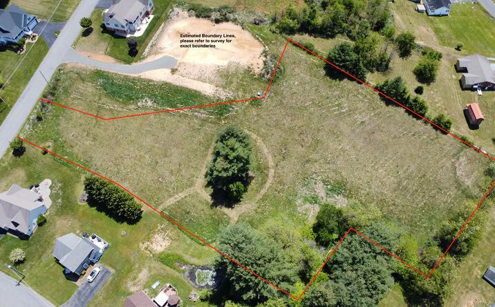 110 Carriage Dr, Galax