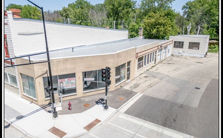 200 N Pearl Street, New London