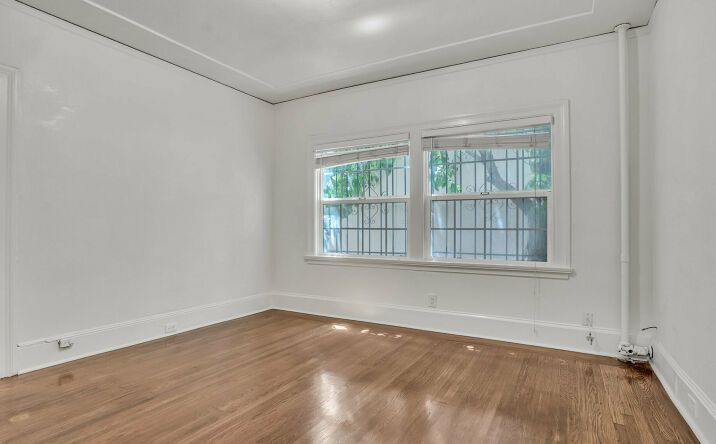 1000 E 33rd St, Oakland