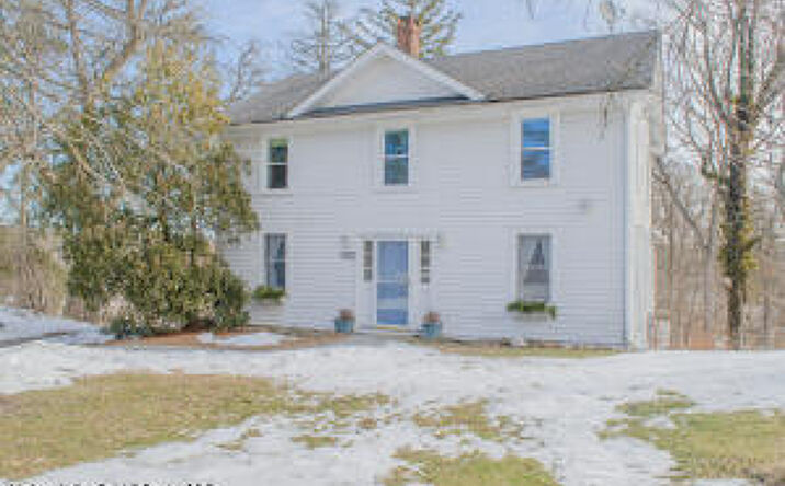 8874 US-9W, Athens