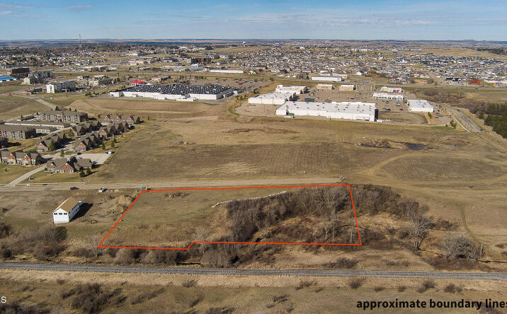 5005 N 19th Street, Bismarck
