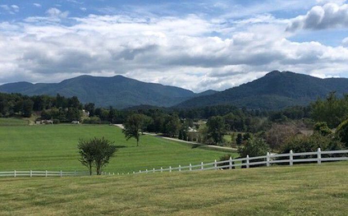 5 Hidden Valley Road, Hiawassee