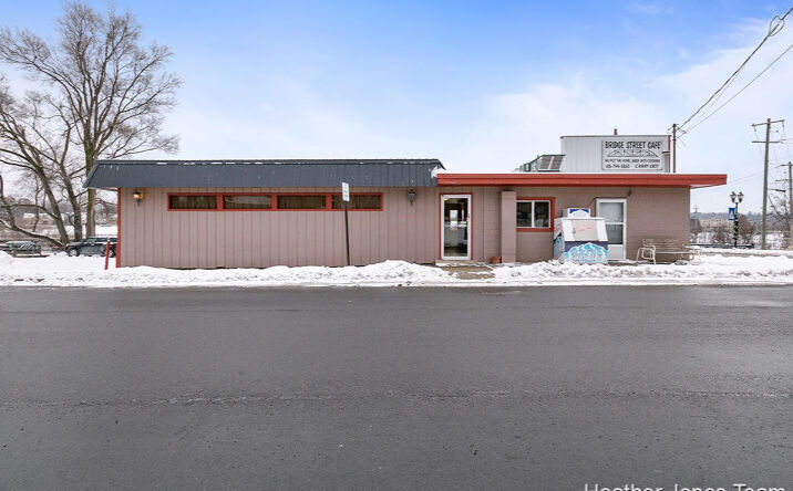 103 E High Street, Belding