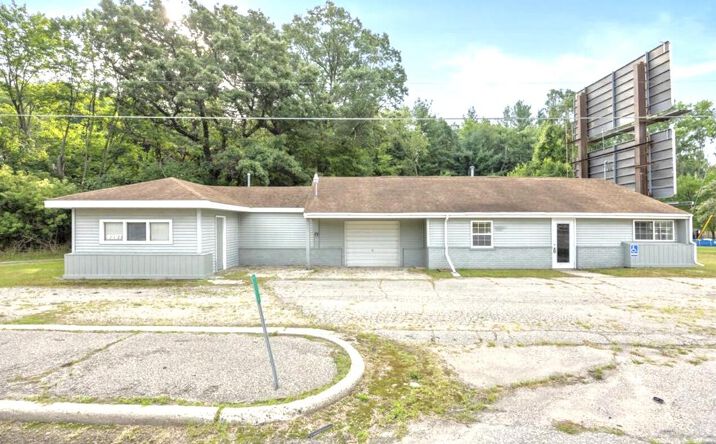 9297 SW Greenville Road, Greenville