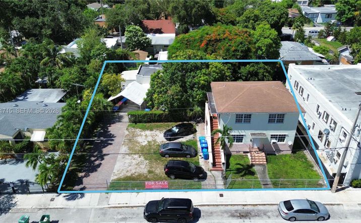 255 NW 32nd St, Miami
