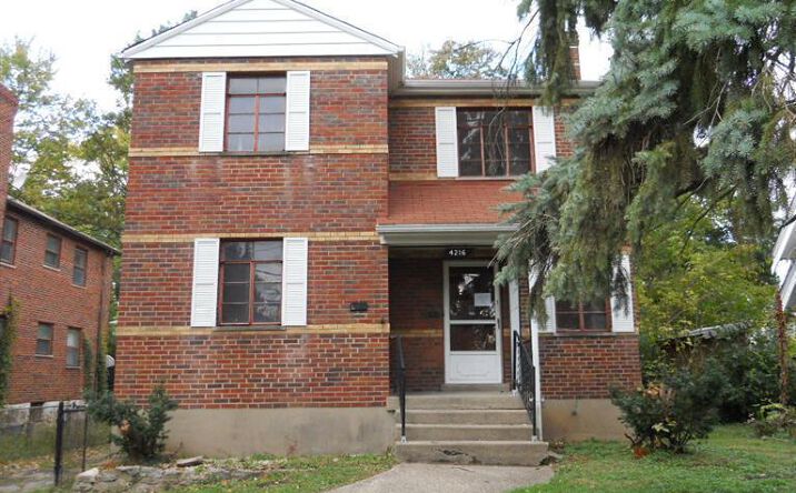 North Avenue, Silverton
