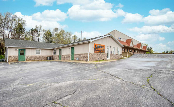 3124 N ADRIAN HWY, Adrian
