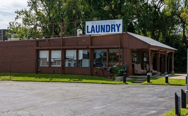 1607 Little Avenue, Grandview