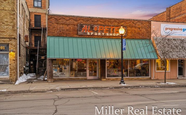 111 S Jefferson Street, Hastings