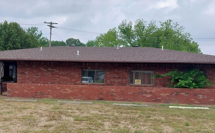 311 Pennington Drive, Paris