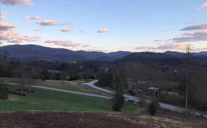 4 Town Creek Overlook, Blairsville