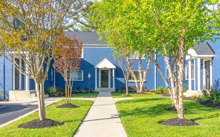 9420 ADELPHI RD, HYATTSVILLE