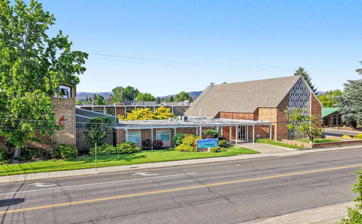 906 East Edison Avenue, Sunnyside
