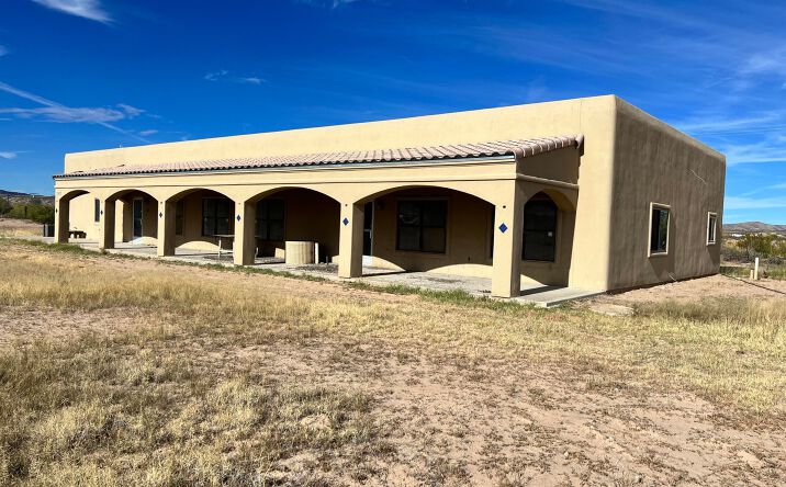865 Tres Amigos Road, Las Cruces