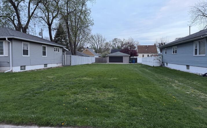 7413 S Harrison Avenue, Hammond