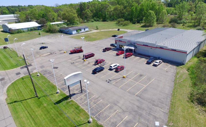 1232 Lincoln Road, Allegan
