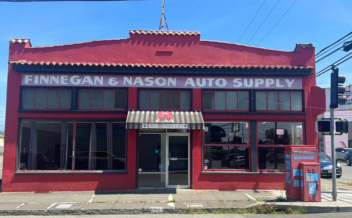 2737 F Street, Eureka