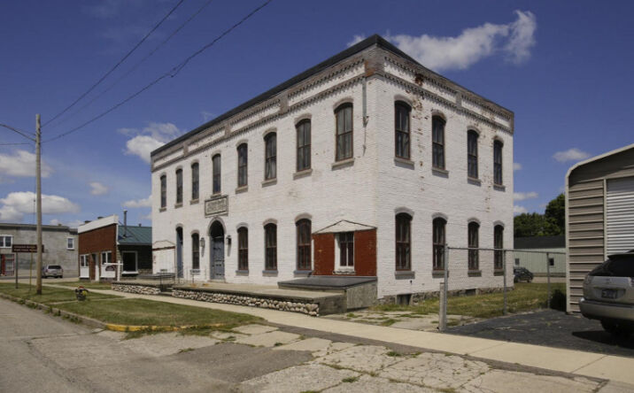 113 E Main Street, Centreville