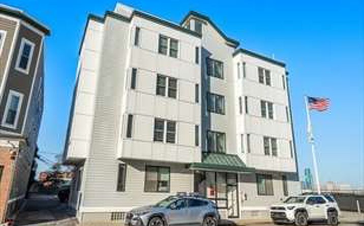2 Humboldt Place, Boston