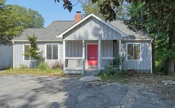 717 Washington Avenue NE, Marietta