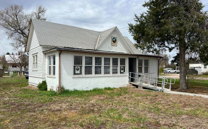 332 N Main St, Gordon