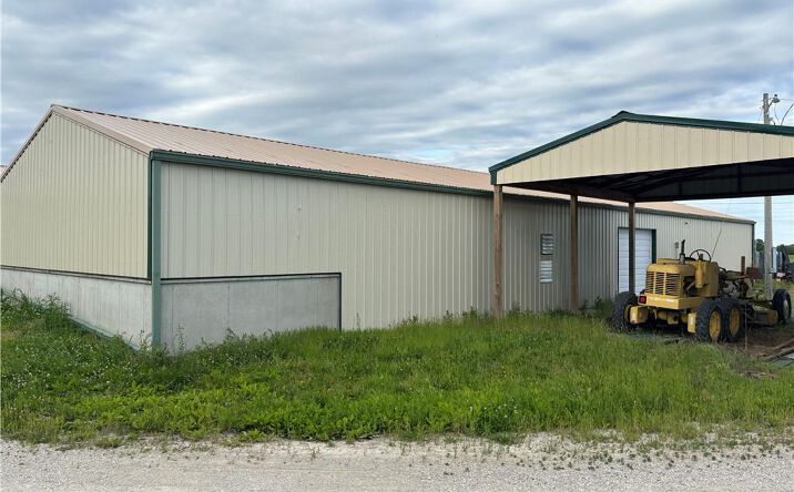 28503 E 286th Terrace, Garden City