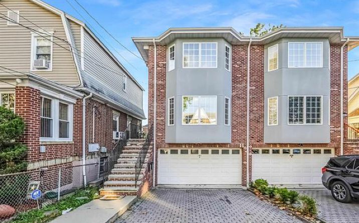 386A Park Ave, Fairview
