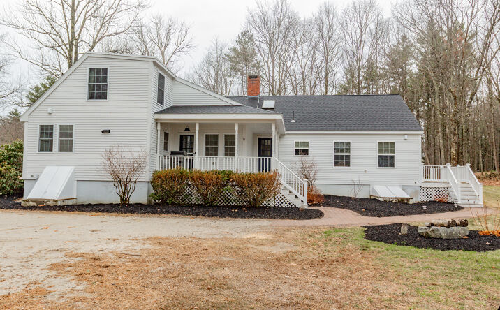 91 Merrill Road, Gray