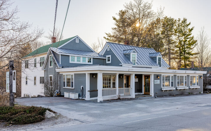 210 Main Street, New London