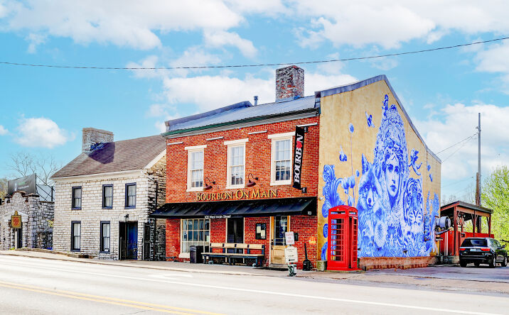 103 W Main St, Frankfort