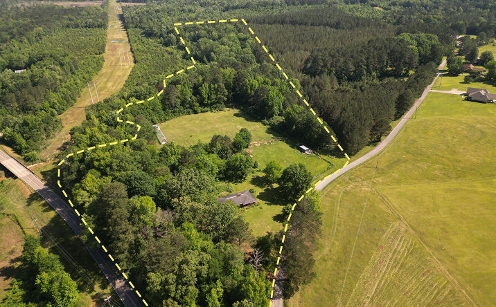 5686 Gum Log Road, Bailey