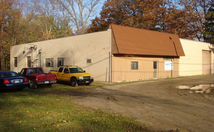 5040 M 63 Highway, Coloma