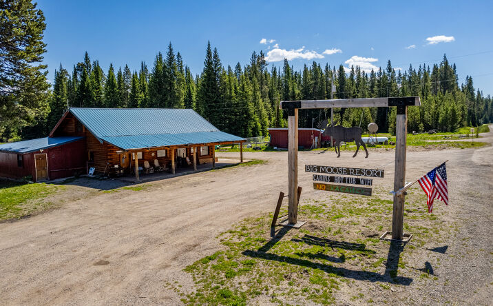 715 US-212, Cooke City