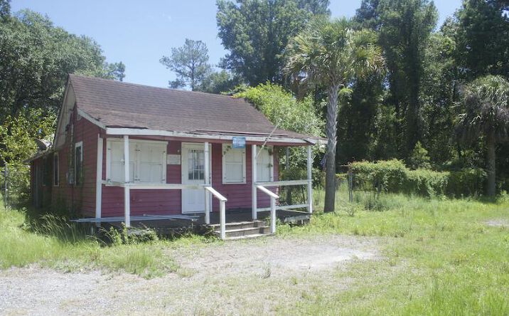 2411 N Highway 17, Mount Pleasant