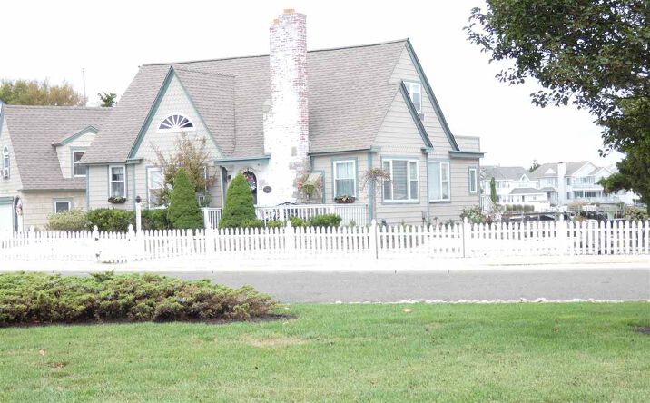 10315 Sunrise Drive, Stone Harbor