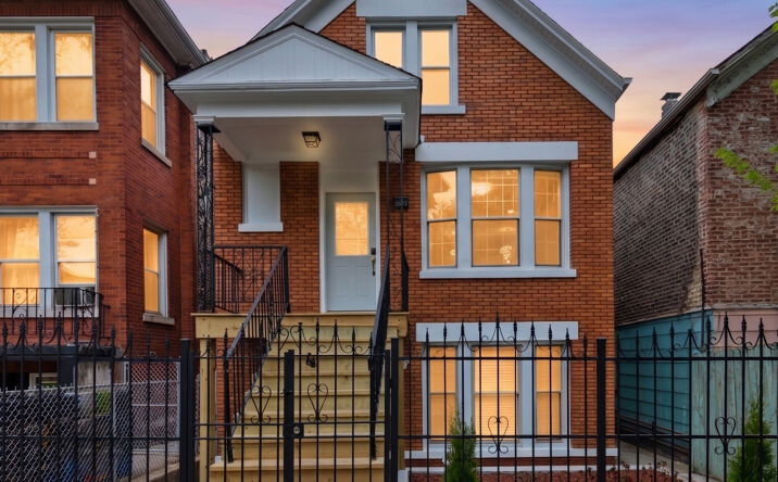 2233 S Spaulding Avenue, Chicago