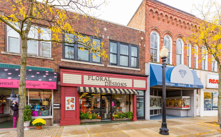 118 W State Street, Hastings