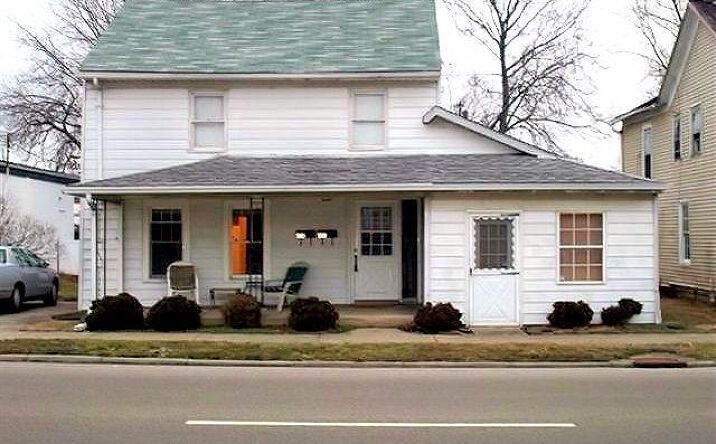 River Street, Franklin