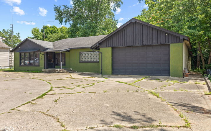 149 W Boggstown Road, Shelbyville