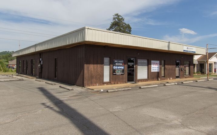 3609 South Memorial Parkway, Huntsville