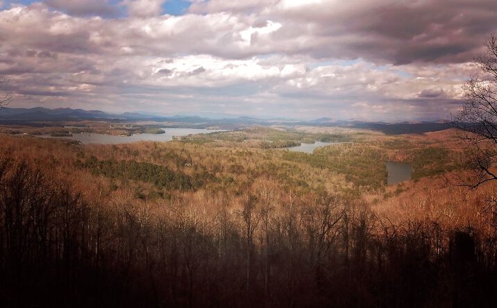 TR 17 Ridges Over The Lake, Blue Ridge