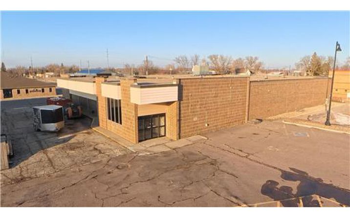 207 Main St E, Pipestone