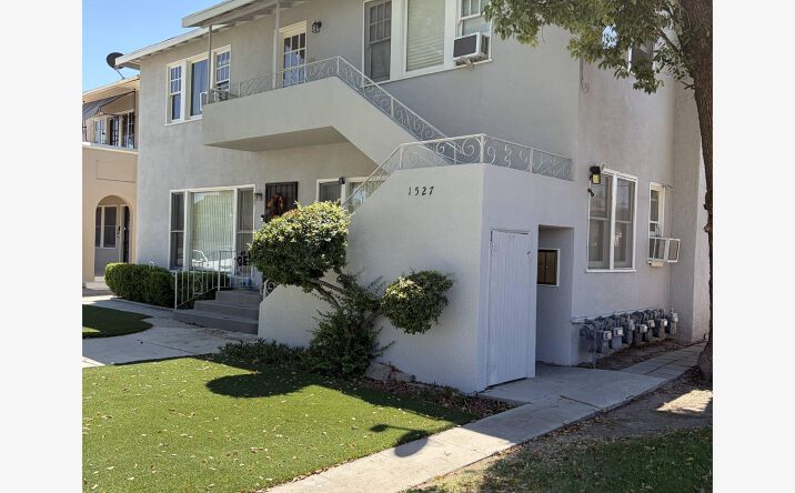 1527 N Van Ness Ave, Fresno