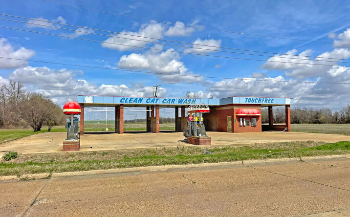 409 Industrial Pkwy, Cleveland