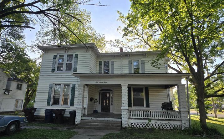 320 S Third, Clinton
